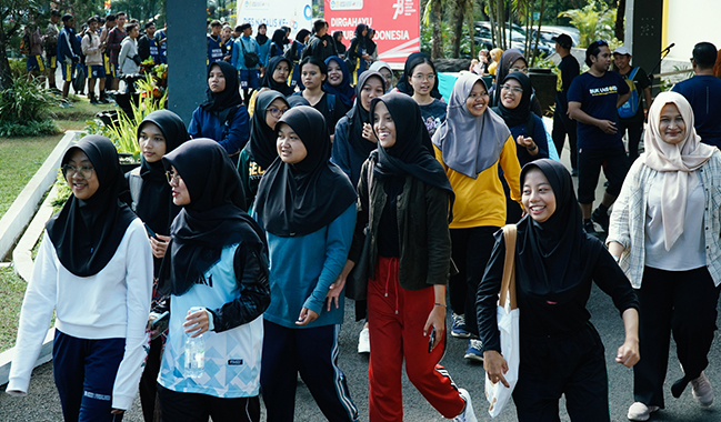 Puluhan Mahasiswa Ramaikan BPU 60 Minutes 60 Days Cycling-Running-Walking in 60th UNSOED