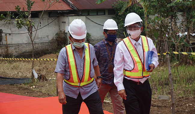 Peletakan Batu Pertama Pembangunan UNSOED Inn oleh Rektor
