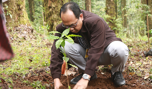 BPU Selenggarakan Sosialisasi & FGD Program KHDTK di Karangjengkol Purbalingga