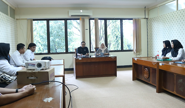 9 Orang Tenaga Kontrak Klinik Pratama Rawat Jalan Soedirman Mendapat SK PPPK