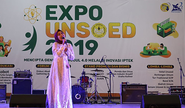 Sisihkan Puluhan Peserta, Ananti Gesta Juarai Lomba Menyanyi Dies Natalis UNSOED ke-56