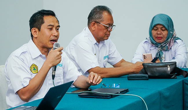 Knowledge Sharing Pengelolaan Unit Usaha antara BPU Unsoed dan Untirta
